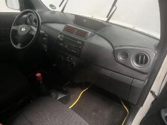 Daihatsu Materia Materia Hatchback 1.3 16V (K3-VE) [67kW]  (10-2006/12-2010) picture 7