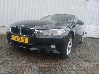 Schadeauto BMW 3-serie 3 serie Touring (F31) Combi 320d 2.0 16V (N47-D20C) [120kW]  (07-2012/=
06-2019) 2013/9