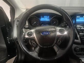 Ford Focus Focus 3 Hatchback 1.6 EcoBoost 16V (JQDB(Euro 5)) [110kW]  (07-2010/05=
-2018) picture 18