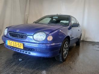 Vaurioauto  passenger cars Toyota Corolla Corolla (E11) Hatchback 1.6 16V (4AFE) [81kW]  (05-1997/02-2000) 1998/8