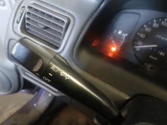 Toyota Corolla Corolla (E11) Hatchback 1.6 16V (4AFE) [81kW]  (05-1997/02-2000) picture 13