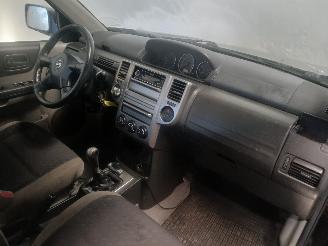 Nissan X-Trail X-Trail (T30) SUV 2.0 16V 4x2 (QR20DE) [103kW]  (07-2001/01-2013) picture 8
