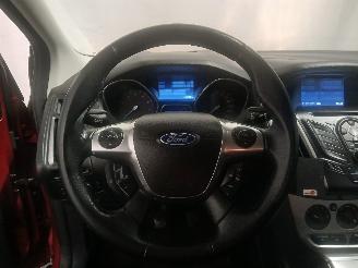 Ford Focus Focus 3 Hatchback 1.0 Ti-VCT EcoBoost 12V 100 (M2DA(Euro 5)) [74kW]  (=
02-2012/05-2018) picture 18