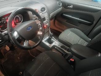 Ford Focus Focus 2 Hatchback 1.8 16V (QQDA) [92kW]  (03-2006/09-2012) picture 12