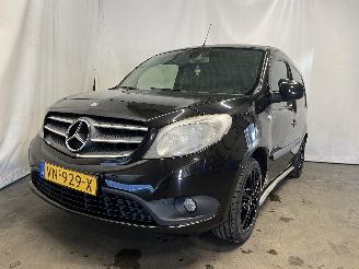 uszkodzony samochody osobowe Mercedes Citan Citan (415.6) Van 1.5 111 CDI (OM607.951(K9K)) [81kW]  (06-2013/08-202=
1) 2015/5