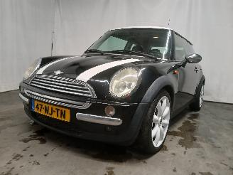 Mini Mini Mini (R50/53) Hatchback 1.6 16V Cooper (W10-B16A) [85kW]  (06-2001/09-=
2006) picture 1