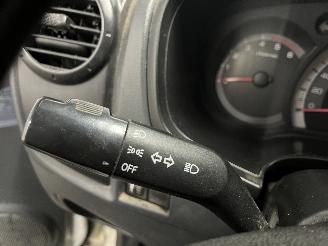 Isuzu D-Max D-Max Pick-up 2.5 D (4JK1-TC) [100kW]  (10-2006/05-2012) picture 13