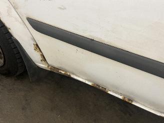 Ford Transit Transit Bus 2.2 TDCi 16V (P8FB(Euro 4)) [63kW]  (04-2006/08-2014) picture 14