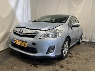 damaged passenger cars Toyota Auris Auris (E15) Hatchback 1.8 16V HSD Full Hybrid (2ZRFXE) [100kW]  (09-20=
10/09-2012) 2010/9