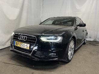 krockskadad bil auto Audi A4 A4 Avant (B8) Combi 1.8 TFSI 16V (CDHA(Euro 5)) [88kW]  (04-2008/12-20=
15) 2013/1