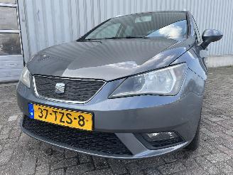 Unfallwagen Seat Ibiza Ibiza ST (6J8) Combi 1.2 TDI Ecomotive (CFWA) [55kW]  (04-2010/05-2015=
) 2012/5