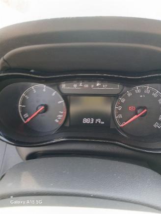 Opel Karl Karl Hatchback 5-drs 1.0 12V (B10XE(Euro 6)) [55kW]  (01-2015/03-2019)= picture 2