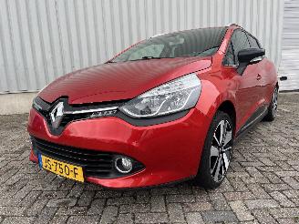 skadebil auto Renault Clio Clio IV Estate/Grandtour (7R) Combi 5-drs 0.9 Energy TCE 90 12V (H4B-4=
08(H4B-B4)) [66kW]  (01-2013/08-2021) 2016/6