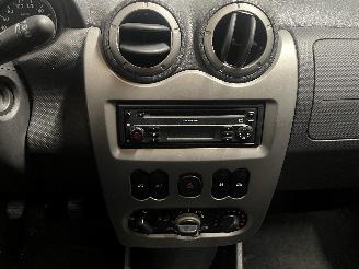 Dacia Sandero Sandero I (BS) Hatchback 1.6 (K7M-710) [64kW]  (06-2008/12-2012) picture 13