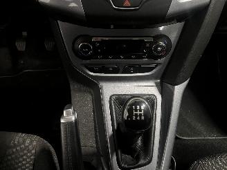 Ford Focus Focus 3 Wagon Combi 1.0 Ti-VCT EcoBoost 12V 100 (M2DA(Euro 5)) [74kW] =
 (02-2012/05-2018) picture 16