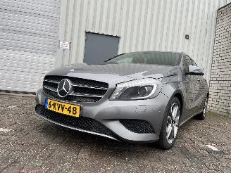 Auto incidentate Mercedes A-klasse A (W176) Hatchback 1.6 A-180 16V (M270.910) [90kW]  (09-2012/05-2018) 2013/7