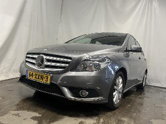 Auto incidentate Mercedes B-klasse B (W246/W242) Hatchback 1.6 B-180 BlueEFFICIENCY Turbo 16V (M270.910) =
[90kW]  (11-2011/12-2018) 2012/9