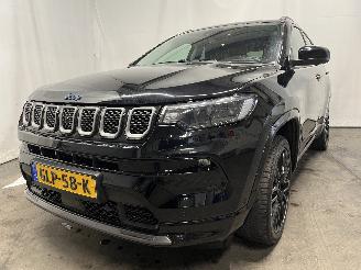 Damaged car Jeep Compass Compass II (MP) SUV 1.3 4XE 240 16V 4x4 (46337540) [177kW]  (04-2020/.=
=2E.) 2022/12