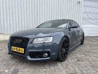 Schadeauto Audi A5 A5 (8T3) Coupé 2.0 FSI 16V (CDNB(Euro 5)) [132kW]  (11-2008/07-2011)= 2009/11