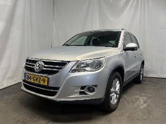 Vaurioauto  passenger cars Volkswagen Tiguan Tiguan (5N1/2) SUV 1.4 TSI 16V 4Motion (BWK(Euro 5)) [110kW]  (09-2007=
/07-2018) 2008/9