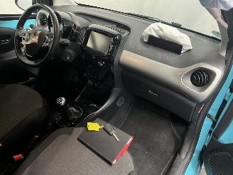 Citroën C1 C1 Hatchback 1.0 Vti 68 12V (1KR-FE(CFB)) [51kW]  (04-2014/04-2018) picture 17
