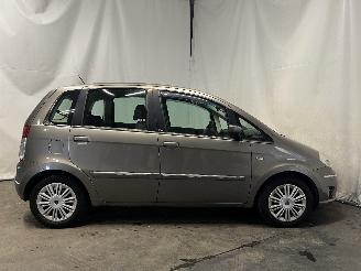 Lancia Musa Musa MPV 1.4 16V (843.A.1000) [70kW]  (10-2004/09-2012) picture 7