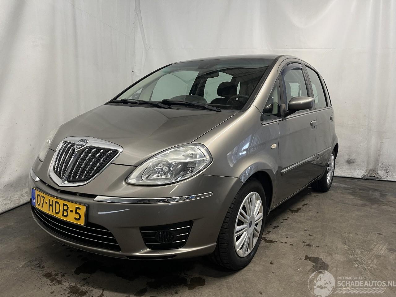 Lancia Musa Musa MPV 1.4 16V (843.A.1000) [70kW]  (10-2004/09-2012)