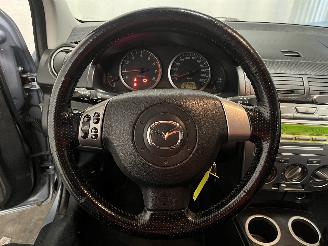 Mazda 2 2 (NB/NC/ND/NE) Hatchback 1.4 16V (FXJA) [58kW]  (04-2003/06-2007) picture 18