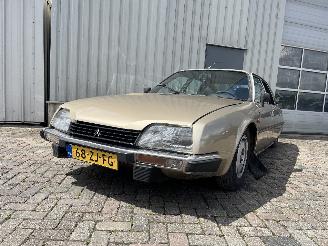 Damaged car Citroën CX CX I Sedan 2.4 2400 GTi Pallas,Prestige (M23/622) [94kW]  (06-1977/06-=
1982) 1983/8