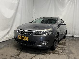 Unfallwagen Opel Astra Astra J Sports Tourer (PD8/PE8/PF8) Combi 1.4 Turbo 16V (A14NET(Euro 5=
)) [103kW]  (10-2010/10-2015) 2011/5