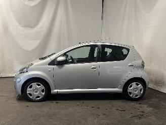 Toyota Aygo Aygo (B10) Hatchback 1.0 12V VVT-i (1KR-FE) [50kW]  (07-2005/05-2014) picture 4