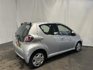 Toyota Aygo Aygo (B10) Hatchback 1.0 12V VVT-i (1KR-FE) [50kW]  (07-2005/05-2014) picture 6