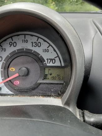 Peugeot 107 107 Hatchback 1.0 12V (384F(1KR)) [50kW]  (06-2005/05-2014) picture 2