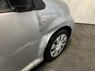 Toyota Aygo Aygo (B10) Hatchback 1.0 12V VVT-i (1KR-FE) [50kW]  (07-2005/05-2014) picture 9