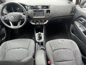 Kia Rio Rio III (UB) Hatchback 1.2 CVVT 16V (G4LA5) [63kW]  (09-2011/12-2017) picture 10