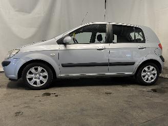 Hyundai Getz Getz Hatchback 1.1i 12V (G4HG) [49kW]  (09-2005/06-2009) picture 4