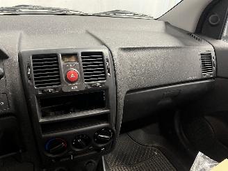 Hyundai Getz Getz Hatchback 1.1i 12V (G4HG) [49kW]  (09-2005/06-2009) picture 13