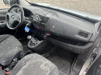 Opel Combo Combo Van 1.6 CDTI 16V (A16FDH(Euro 5)) [77kW]  (02-2012/12-2018) picture 8