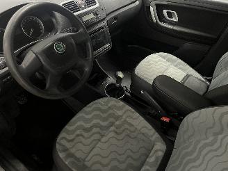 Skoda Fabia Fabia II (5J) Hatchback 5-drs 1.2i 12V (CHTA) [51kW]  (01-2007/12-2014=
) picture 12