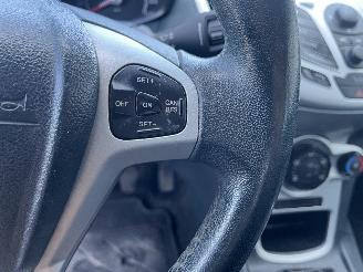 Ford Fiesta Fiesta 6 (JA8) Hatchback 1.6 TDCi 95 (TZJB(Euro 5)) [70kW]  (02-2010/1=
2-2015) picture 18