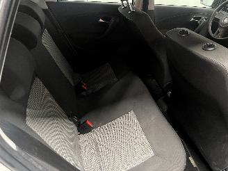 Volkswagen Polo Polo V (6R) Hatchback 1.2 TDI 12V BlueMotion (CFWA(Euro 5)) [55kW]  (1=
0-2009/05-2014) picture 10