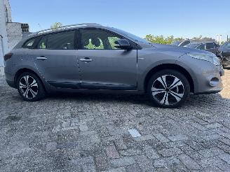 Renault Mégane Megane III Grandtour (KZ) Combi 5-drs 1.4 16V TCe 130 (H4J-700(H4J-A7)=
) [96kW]  (05-2009/02-2016) picture 5