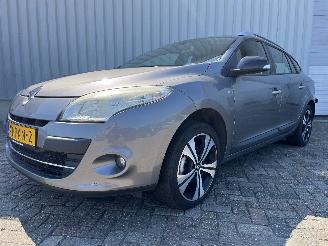 Renault Mégane Megane III Grandtour (KZ) Combi 5-drs 1.4 16V TCe 130 (H4J-700(H4J-A7)=
) [96kW]  (05-2009/02-2016) picture 3