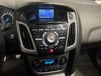Ford Focus Focus 3 Wagon Combi 1.6 EcoBoost 16V 150 (JQDB(Euro 5)) [110kW]  (07-2=
010/05-2018) picture 18