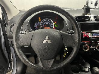 Mitsubishi Space-star Space Star (A0) Hatchback 1.0 12V (3A90(Euro 5)) [52kW]  (05-2012/...)= picture 12
