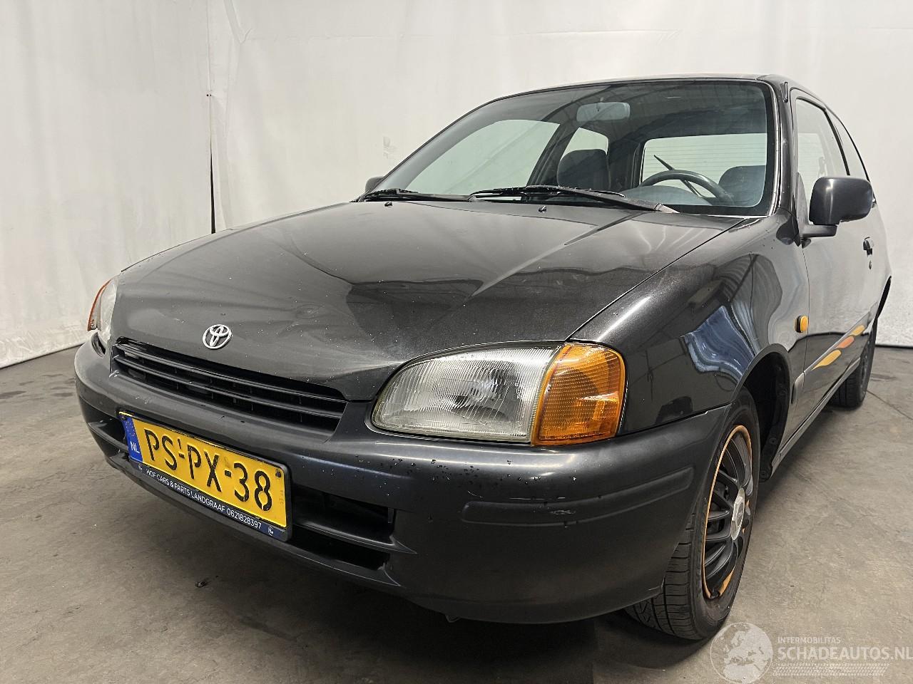 Toyota Yaris Yaris (P1) Hatchback 1.3 16V VVT-i (2SZFE) [63kW]  (08-1999/11-2005)