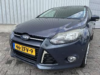 Schadeauto Ford Focus Focus 3 Wagon Combi 1.6 TDCi ECOnetic (NGDB) [77kW]  (05-2012/05-2018)= 2012/11