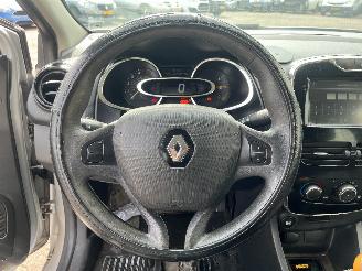 Renault Clio Clio IV Estate/Grandtour (7R) Combi 5-drs 1.5 Energy dCi 90 FAP (K9K-6=
08(K9K-B6)) [66kW]  (11-2012/08-2021) picture 22