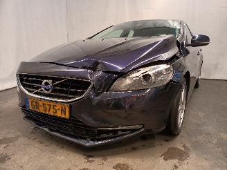 uszkodzony samochody osobowe Volvo V-40 V40 (MV) Hatchback 5-drs 2.0 D2 16V (D4204T8(Euro 6b)) [88kW]  (02-201=
5/08-2019) 2015/8