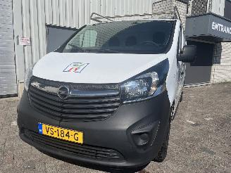 Coche accidentado Opel Vivaro Vivaro Van 1.6 CDTI BiTurbo 120 (R9M-450(R9M-D4)) [88kW]  (06-2014/12-=
2019) 2015/11
